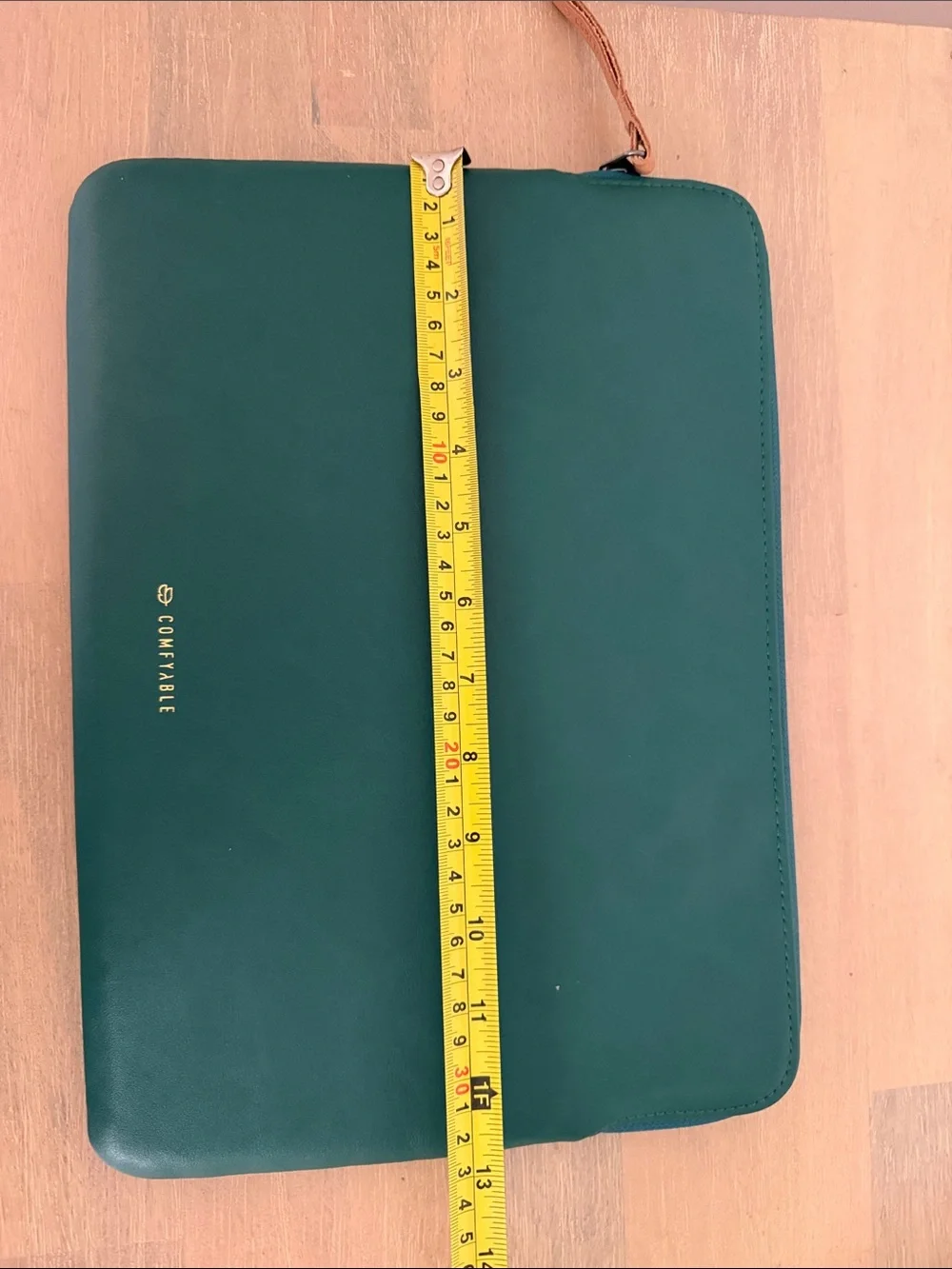Green Leather Laptop Sleeve with Zip Closure